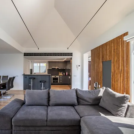 Вилла Villa Diana Heated Pool & Bbq