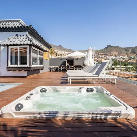 Diana- Jacuzzi, Heated Pool & Bbq * Адехе