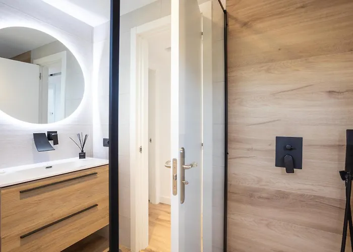 The New Diana Адехе